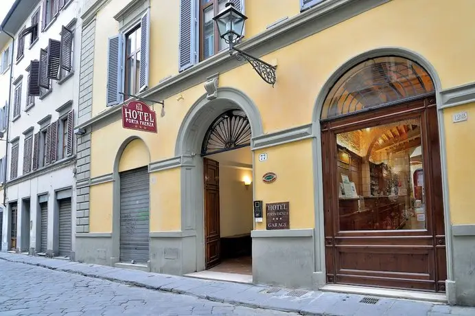 Hotel Porta Faenza