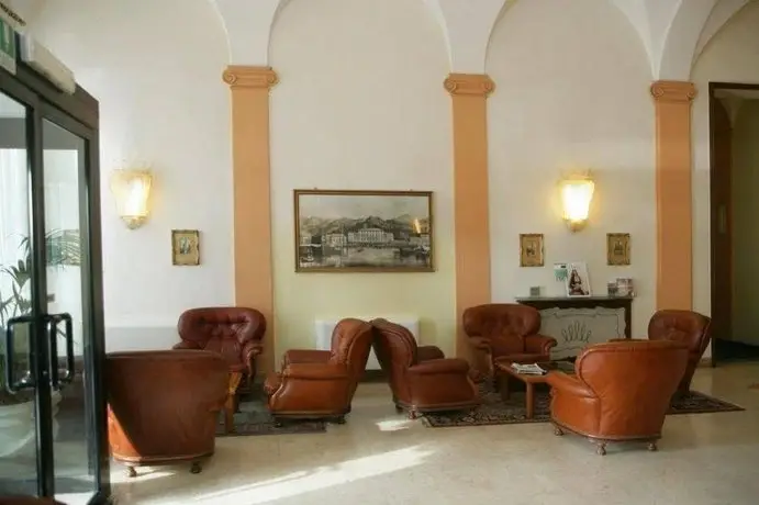 Hotel Mediterranee Genoa 