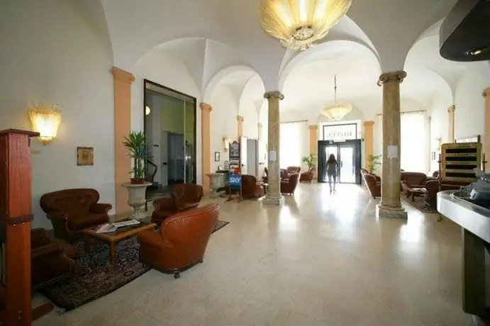 Hotel Mediterranee Genoa 