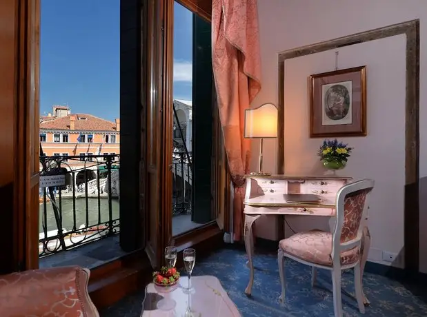 Hotel Rialto Venice 