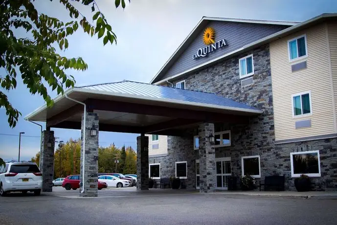 La Quinta Inn & Suites Fairbanks Airport