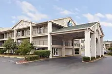 Days Inn & Suites 