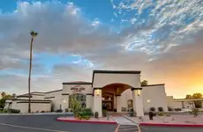 Days Inn & Suites by Wyndham Scottsdale North 