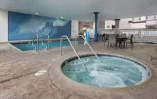 Peacock Suites 