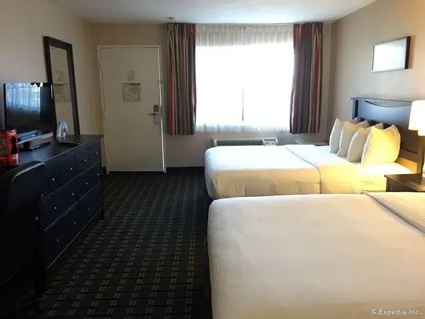 Stanford Inn & Suites Anaheim 