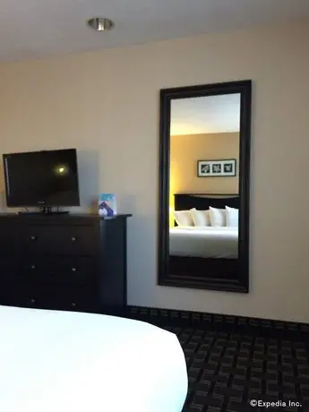 Stanford Inn & Suites Anaheim 