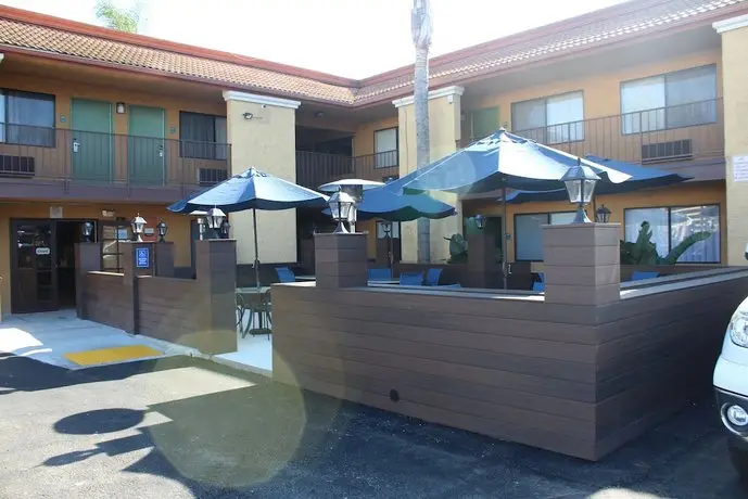 Stanford Inn & Suites Anaheim 