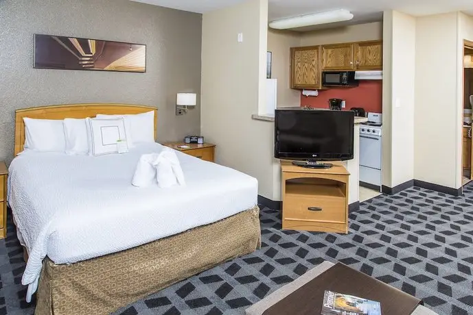 TownePlace Suites Anaheim Maingate Near Angel Stadium 