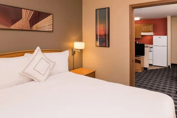 TownePlace Suites Anaheim Maingate Near Angel Stadium 