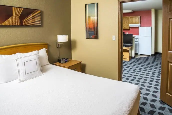 TownePlace Suites Anaheim Maingate Near Angel Stadium 