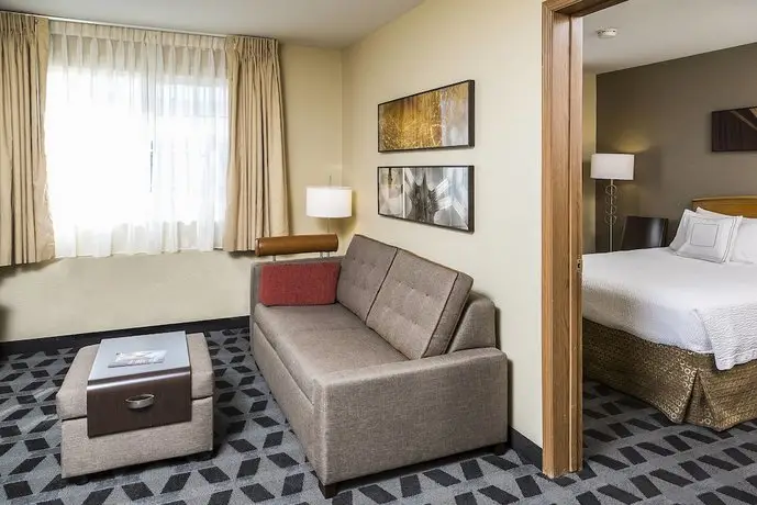 TownePlace Suites Anaheim Maingate Near Angel Stadium 