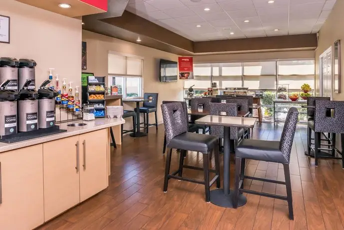 TownePlace Suites Anaheim Maingate Near Angel Stadium 