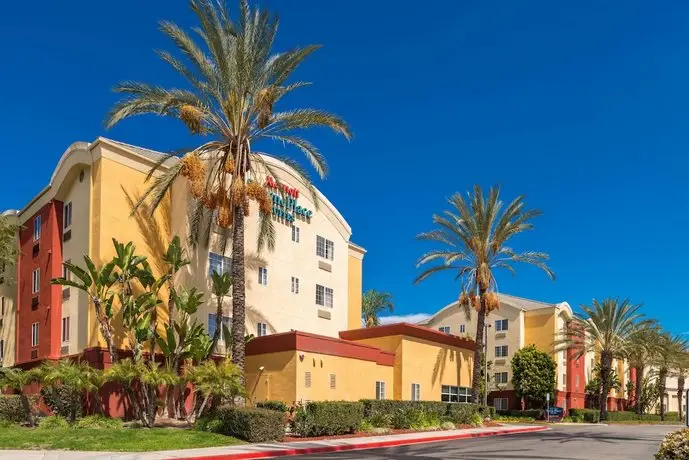 TownePlace Suites Anaheim Maingate Near Angel Stadium 