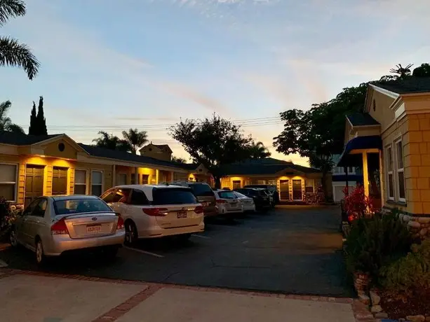 Coronado Inn 