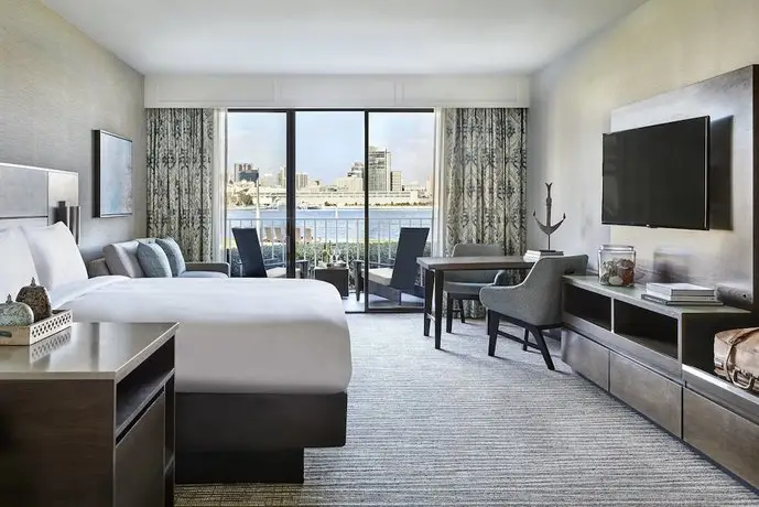 Coronado Island Marriott Resort & Spa