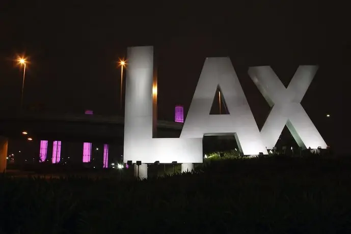 Holiday Inn Los Angeles International Airport 