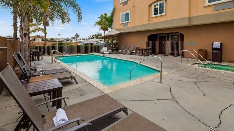 Best Western Plus Oceanside Palms 