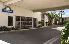 Days Inn by Wyndham Oceanside 