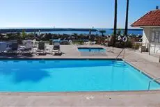 Oceanside Marina Suites - A Waterfront Hotel 