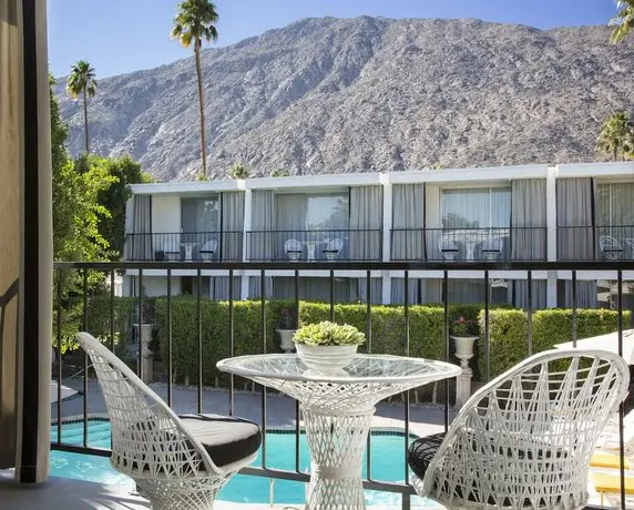 Avalon Hotel and Bungalows Palm Springs 