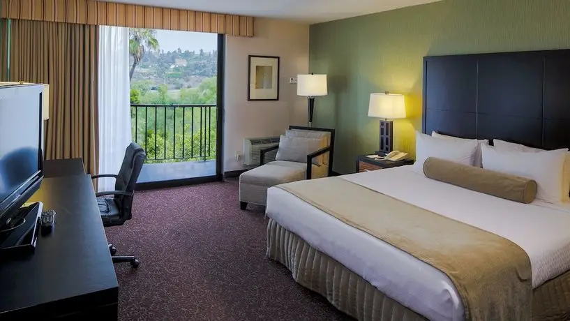 Crowne Plaza San Diego - Mission Valley