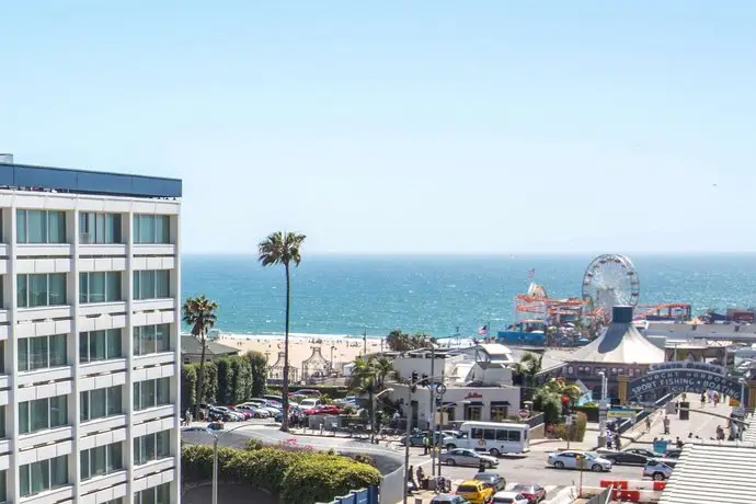 Wyndham Santa Monica At The Pier 