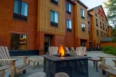 Hampton Inn & Suites Tahoe Truckee 