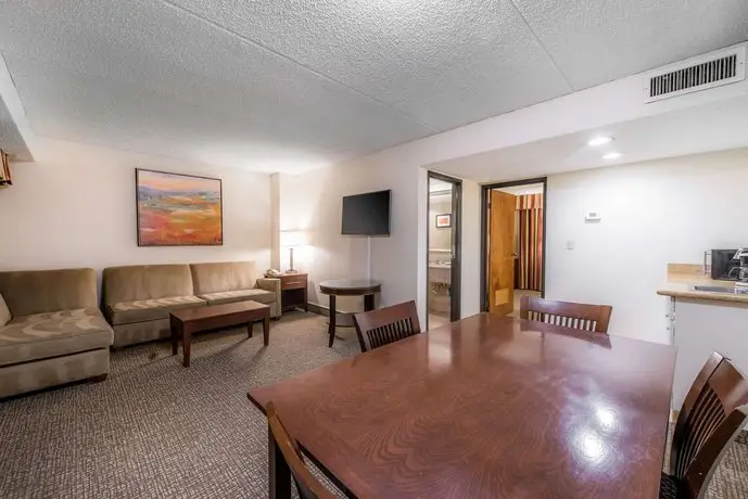 Comfort Inn & Suites Denver 