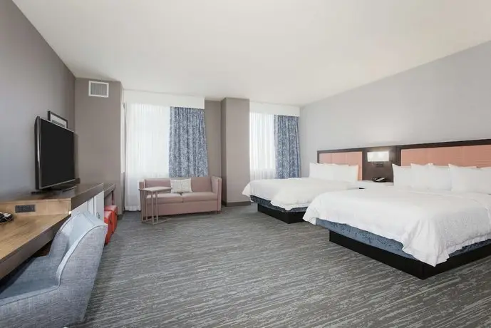 Hampton Inn & Suites Denver-Downtown 