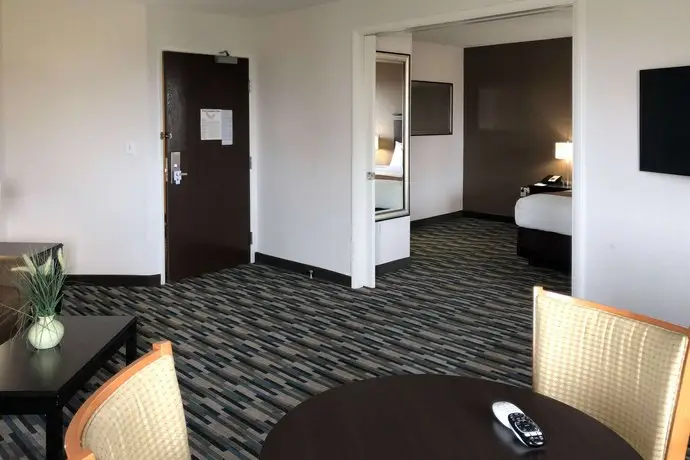 Quality Inn & Suites Denver International Airport 