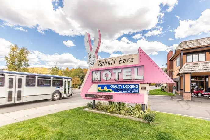 Rabbit Ears Motel 