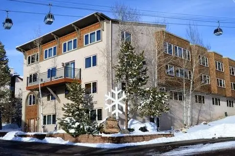 Ski Trail Condominiums by Mountain Resorts