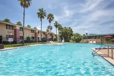 Ramada by Wyndham Davenport Orlando South 