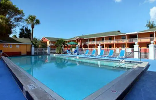 Howard Johnson by Wyndham Ft Myers FL 