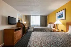 Days Inn by Wyndham Miami International Airport 