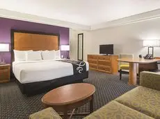 La Quinta Inn & Suites Miami Airport East 