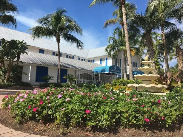 Olde Marco Island Inn and Suites 