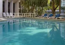 Rodeway Inn & Suites Miami 