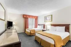 Rodeway Inn & Suites Miami 