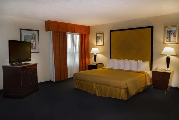 Rodeway Inn & Suites Miami 