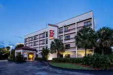 Red Roof Inn PLUS+ Miami Airport 