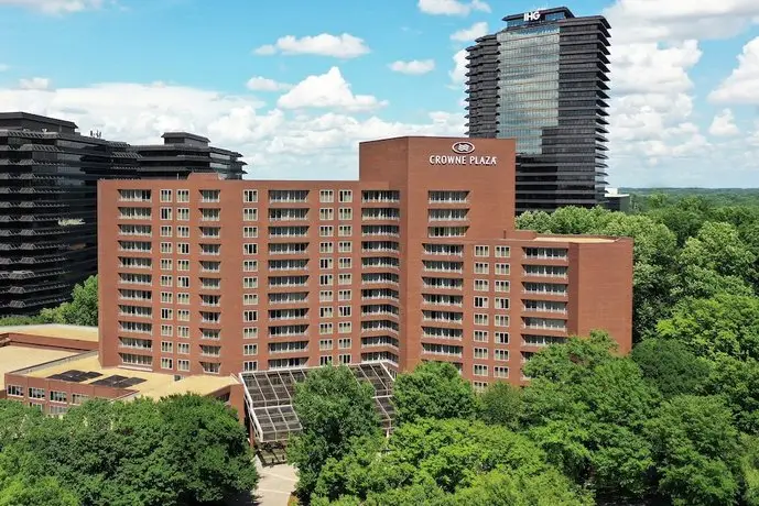 Crowne Plaza Hotel Atlanta Perimeter at Ravinia 