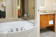 Hilton Atlanta Perimeter Suites 