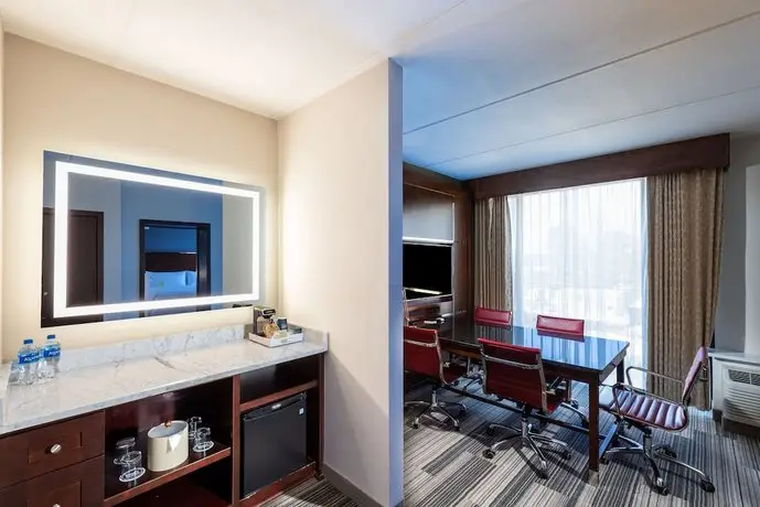 Four Points by Sheraton Atlanta Airport West 