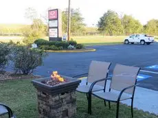 Econo Lodge Choice Hotels- Sav I-95 