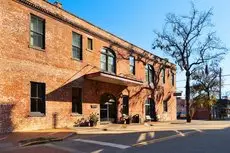 Staybridge Suites Savannah Historic District 