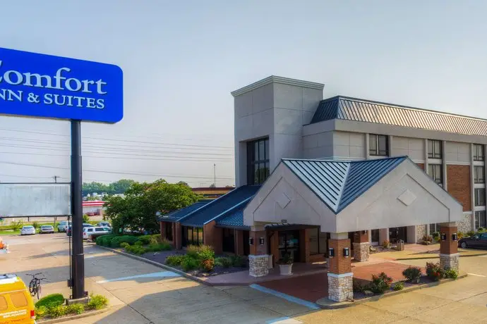 Comfort Inn & Suites Evansville Airport 