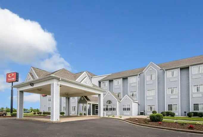 Econo Lodge Inn & Suites Evansville 