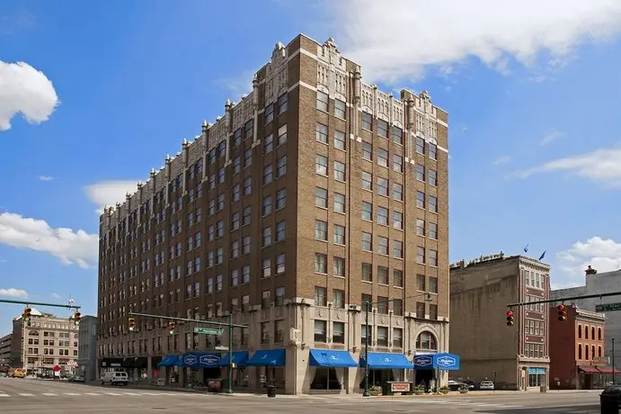 Hampton Inn Indianapolis Downtown Across from Circle Centre 