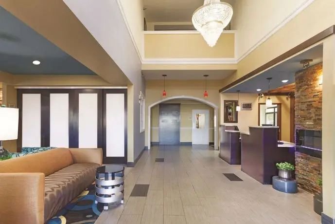 La Quinta Inn & Suites Elizabethtown 